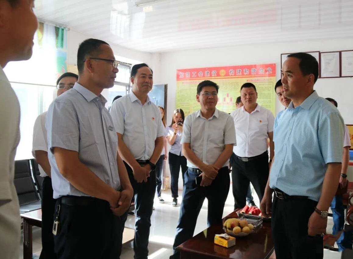 玉門市委書記胡志勇蒞臨甘肅普羅生物科技有限公司調研指導工作